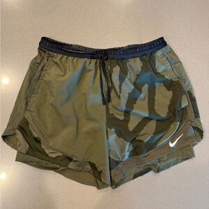 5 inch Nike Men's Olive Camo Athletic Shorts with liner